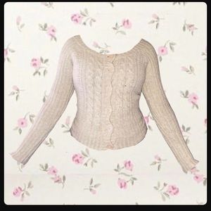 Knitted buttoned sweater